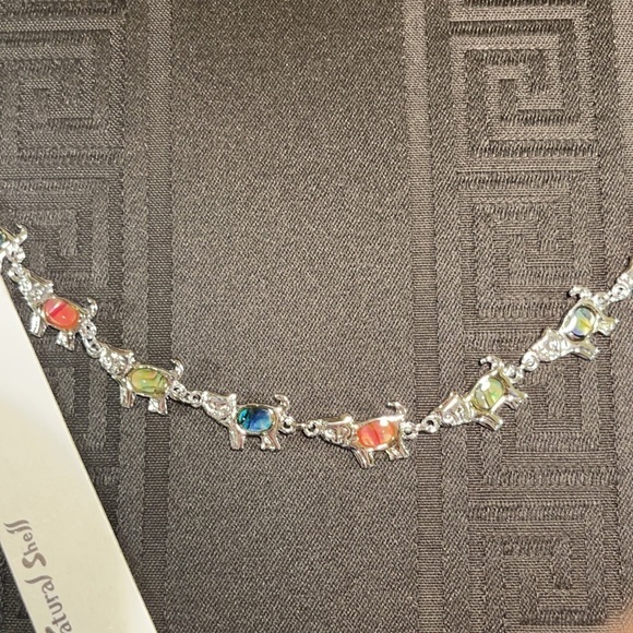 👋 3/$15 FASHION JEWERLY CAT SHAPED BRACELET NWT - Picture 1 of 3